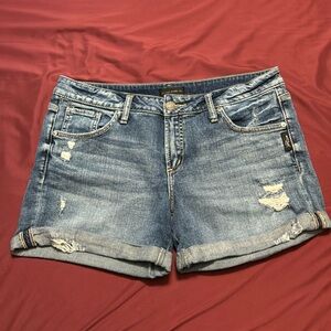 Silver Jean shorts size 29.